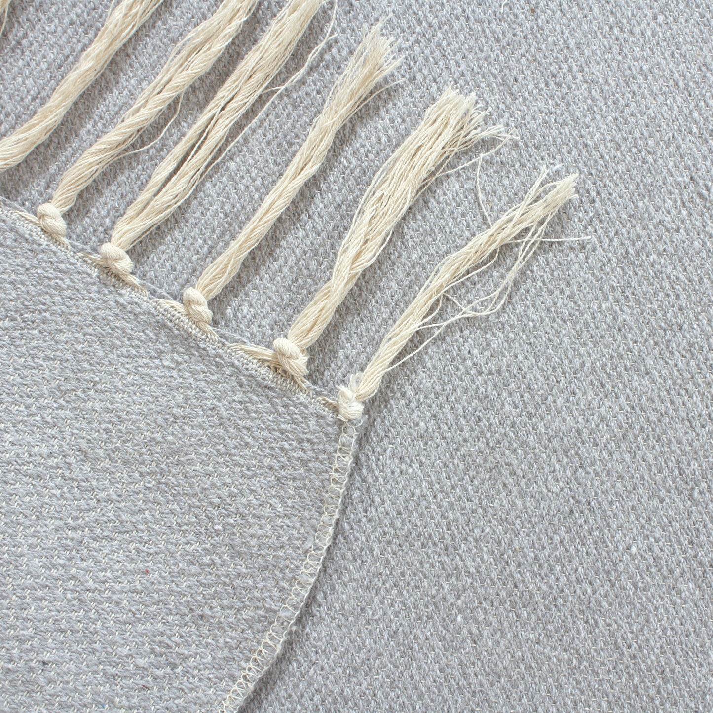 Teppich gewebt >Jos< grau 70x120cm
