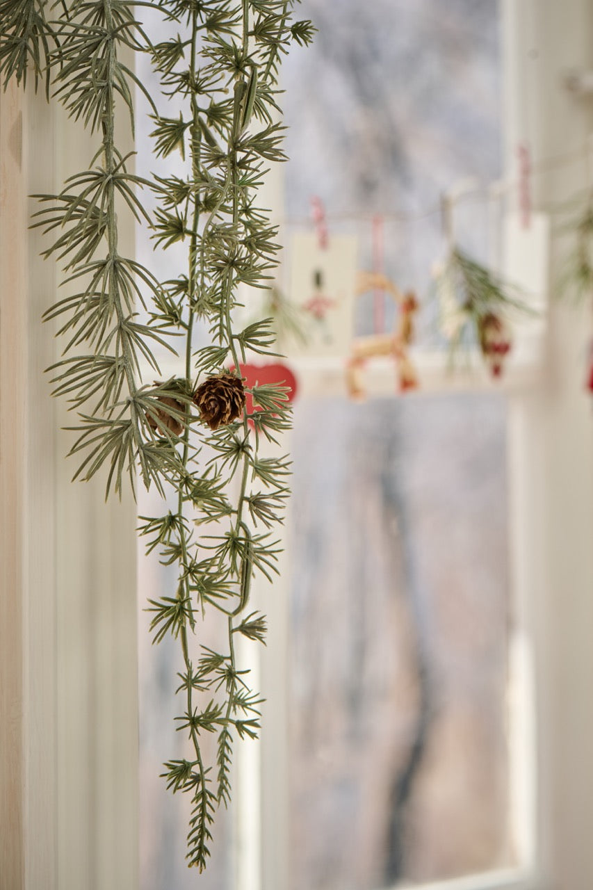 Zederngirlande Deko Weihnachten künstlich mit Zapfen