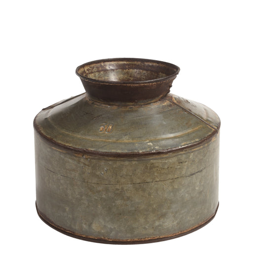 Topf Vase aus Altmetall