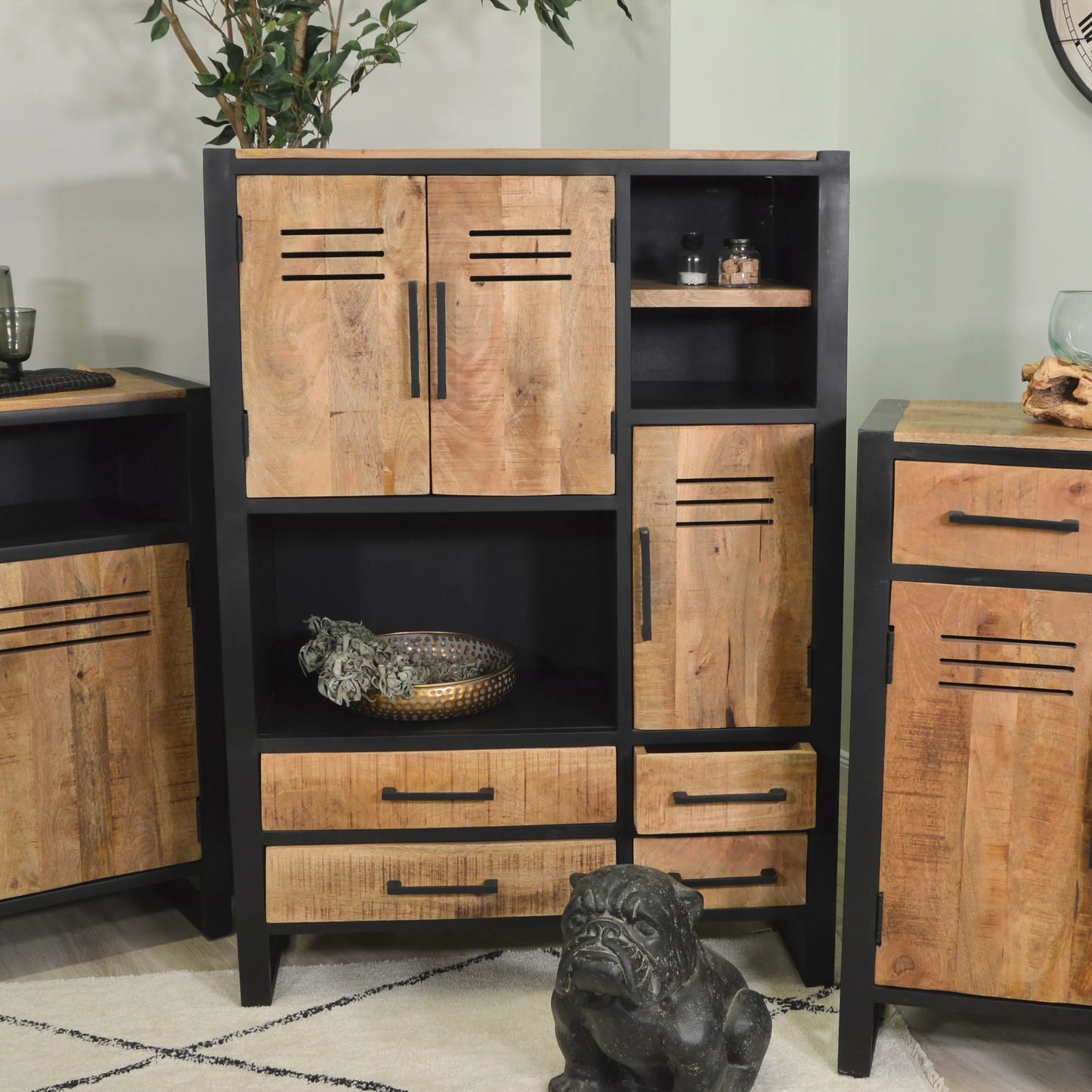 Highboard >Montana< aus Mangoholz & Metall