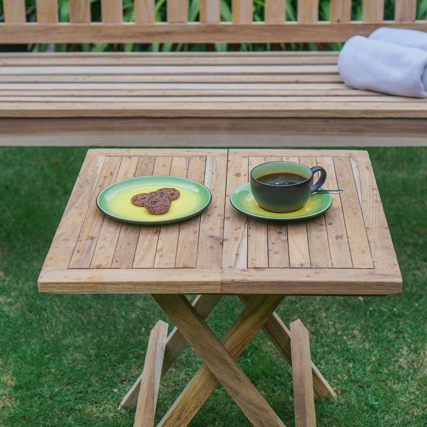 Beistelltisch >Karimata< Gartentisch Teak 50x50cm klappbar - Natur